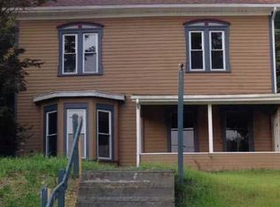 19 Conklin St, Poughkeepsie, NY 12601