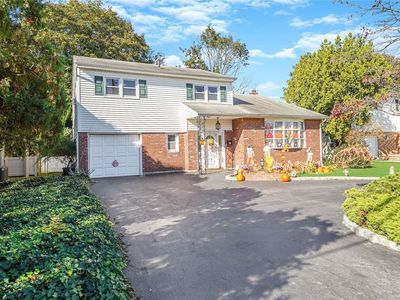 476 N Long Beach Road, Rockville Centre, NY, 11570