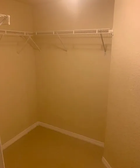 2307 Belmont Ln — Photo 14