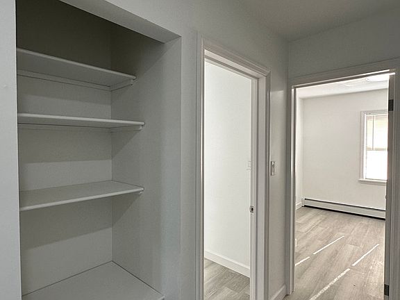 5th image of 16511 Jewel Ave #2