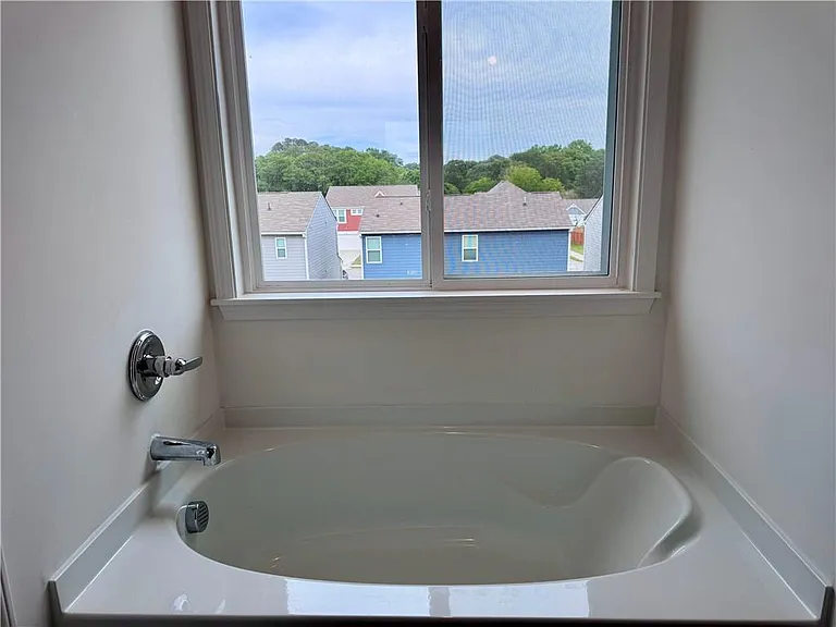 241 Port Way — Photo 24