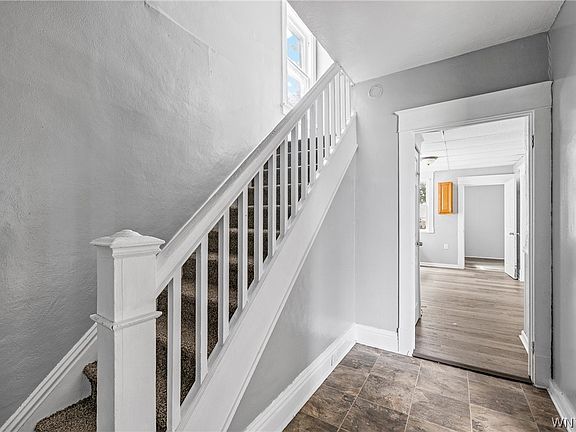 3rd image of 144 Germain St