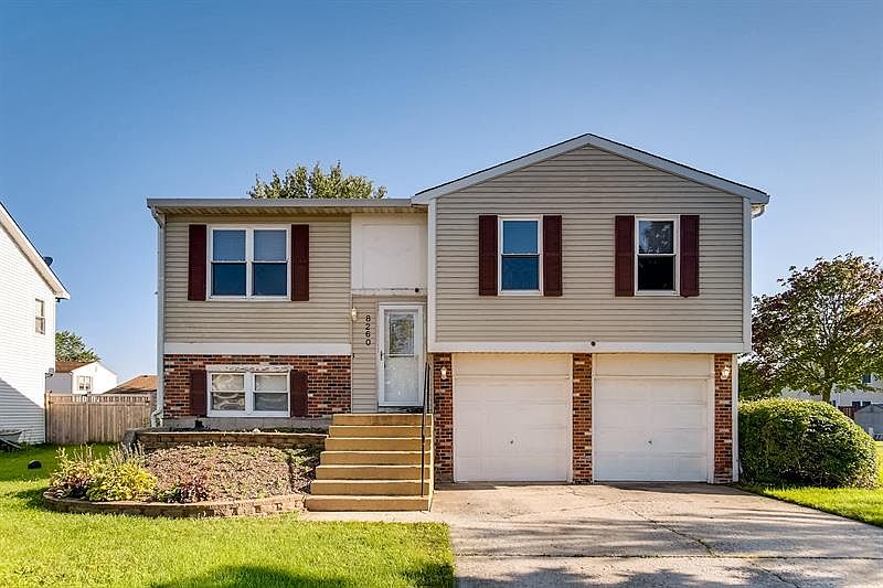 1st image of 8260 W Wintergreen Dr
