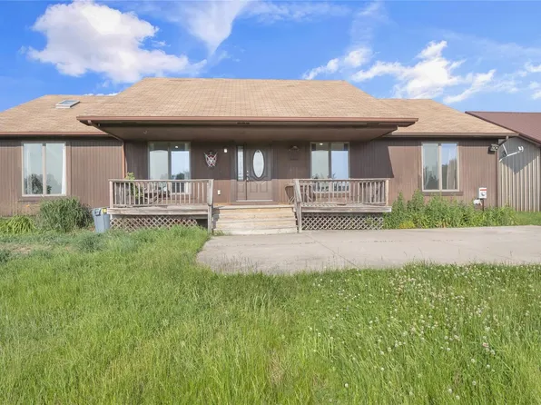 5050 Burton Rd, Mussey, MI 48014