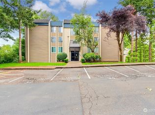 701 SW 5th Ct APT B305, Renton, WA 98057