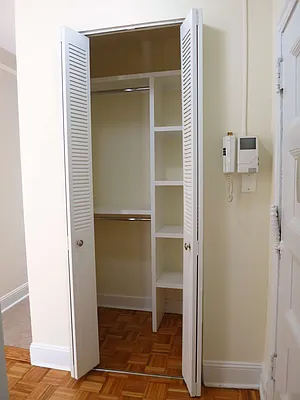 Rented by City & Suburban | media 11