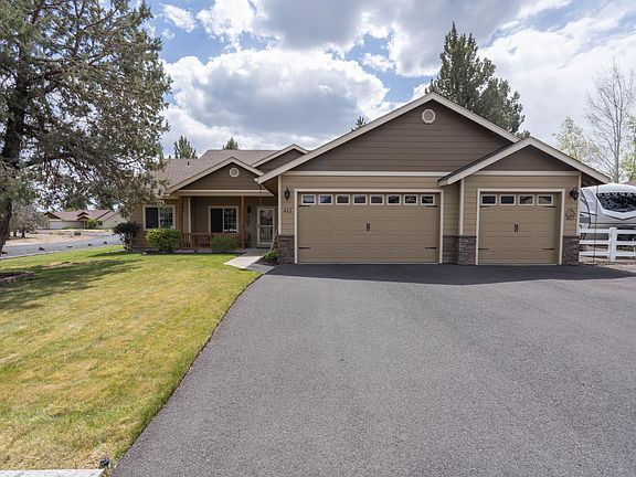 2nd image of 412 Foss Dr