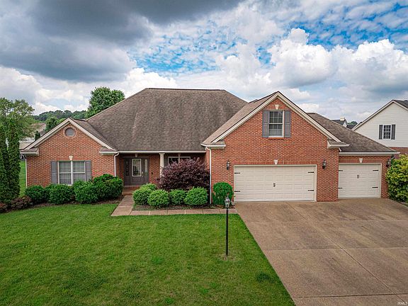 2nd image of 2901 Thornhill Dr