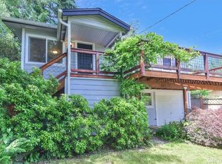 5609 32nd Ave SW, Seattle, WA 98126