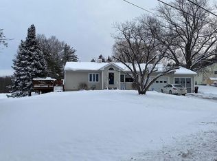 25 Cascade Dr, New Hartford, NY 13413