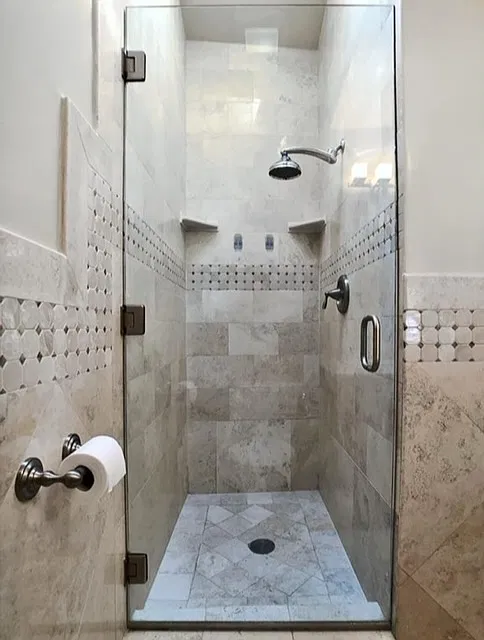 2 bed, 2.5 bath, 1449 sqft, $6,895 — Photo 2