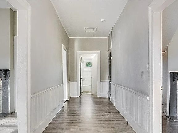 2nd image of 634 W 32nd St