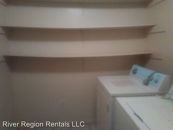 5th image of 3320 Cross Creek Dr