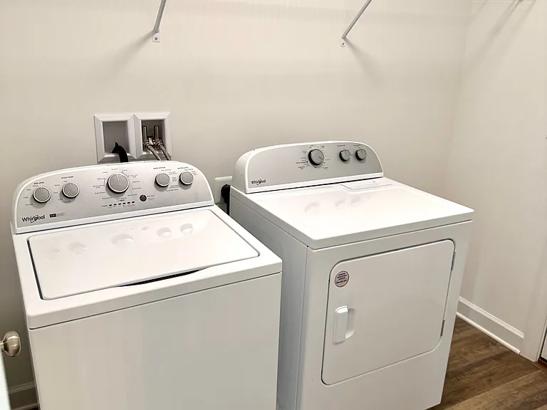 169 Coastal Drive - Washer & Dryer