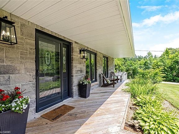 4th image of 3083 Limestone Rd