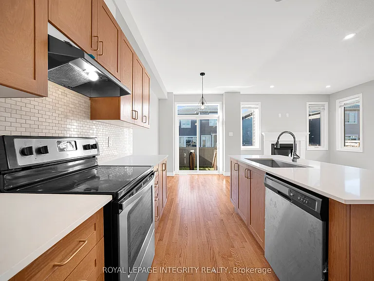 918 Kilbirnie Dr — Photo 14
