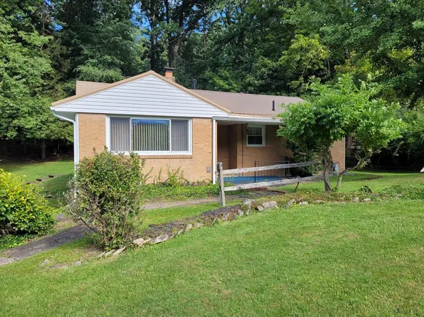 452 E Bissell Ave, Oil City, PA 16301