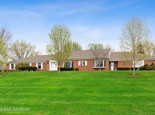 45 Sunset View Rd, Deer Park, IL 60010
