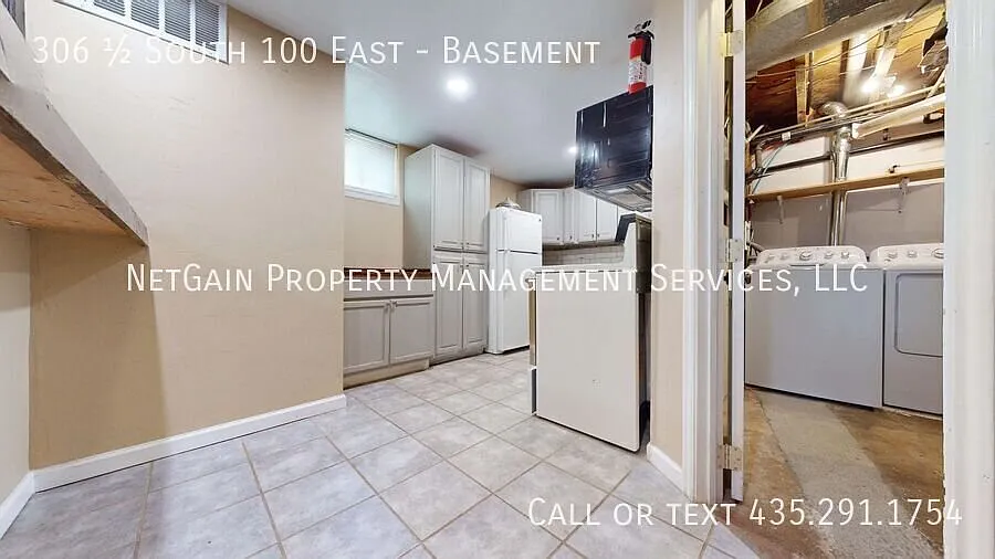 2 Bedroom Basement Apartment — Photo 3