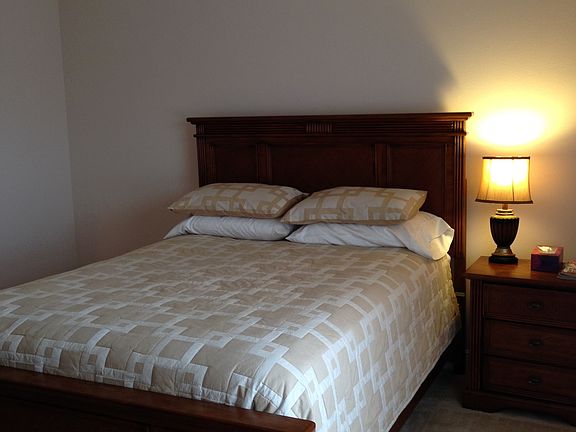 Queen Bedroom