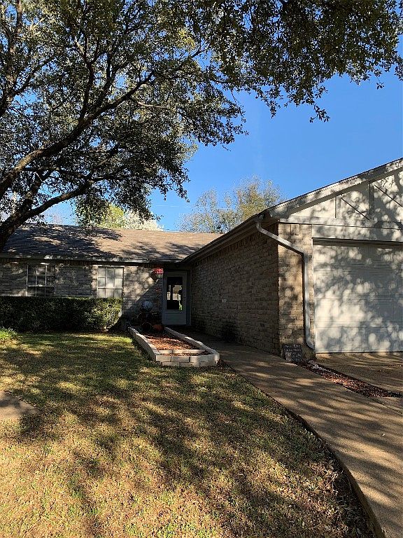 6007 Cool Springs Dr, Arlington, TX 76001 | Zillow