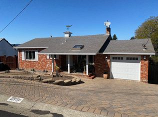 2510 Carmelita Ave, Belmont, CA 94002