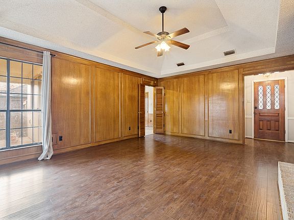 5th image of 5114 Vera Cruz Dr