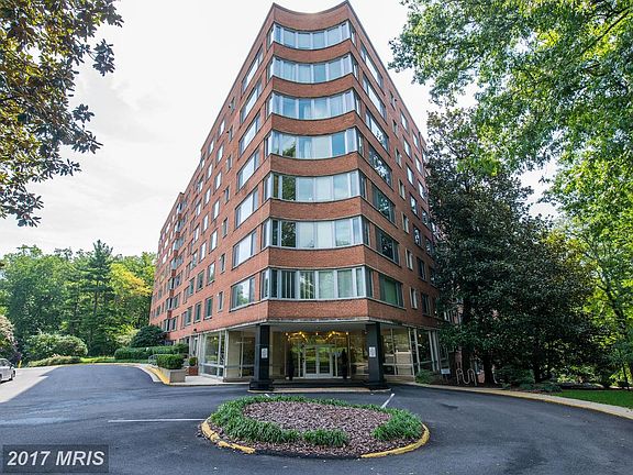 2nd image of 4200 Cathedral Ave NW APT 1115