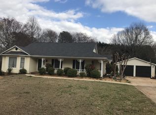 106 Colony Rd, Taylors, SC 29687