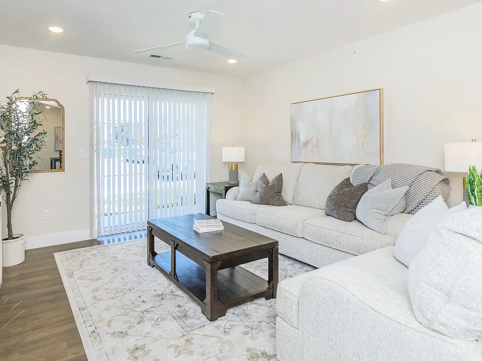 Orchard Park Apartments Living