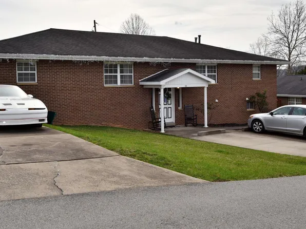 609 Hickory Ln #B, Bridgeport, WV 26330