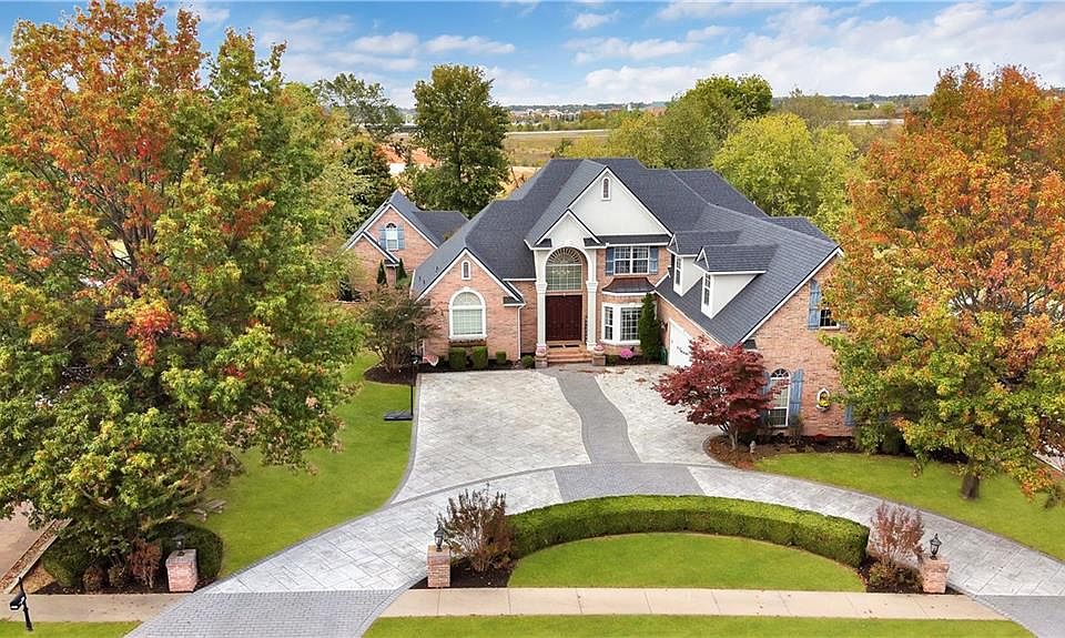 1st image of 4417 W Blossom Way Dr