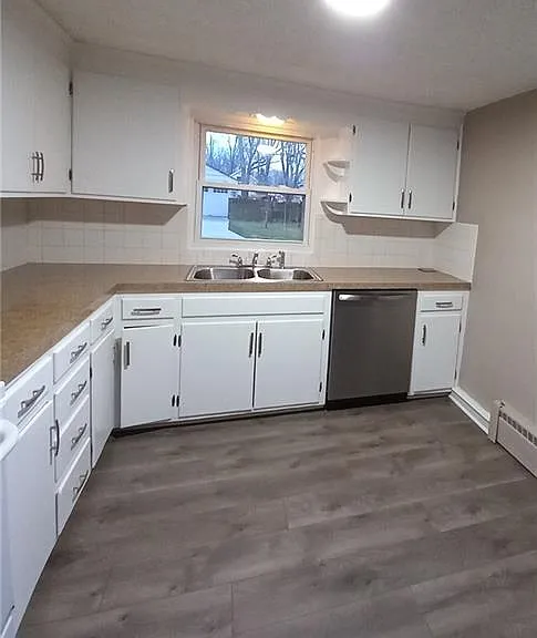 3251 Darrow Rd — Photo 8