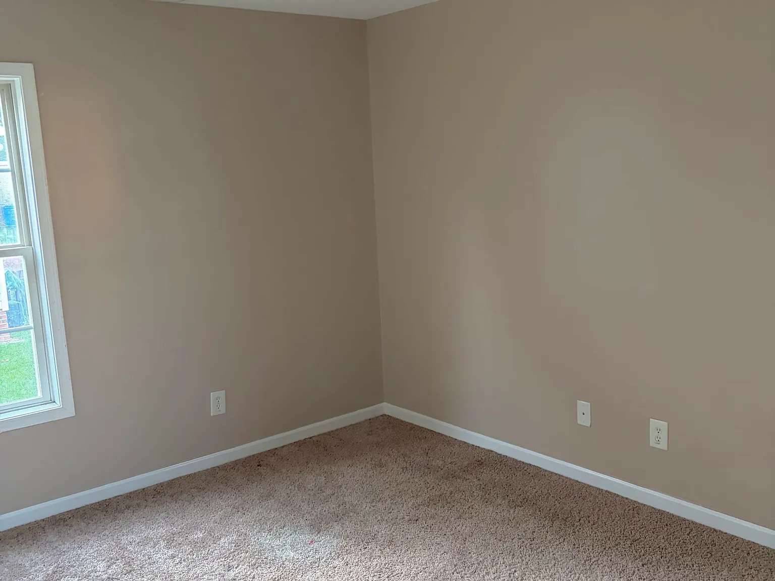 3 bed, 1.5 bath, 1050 sqft, $1,400 — Photo 4