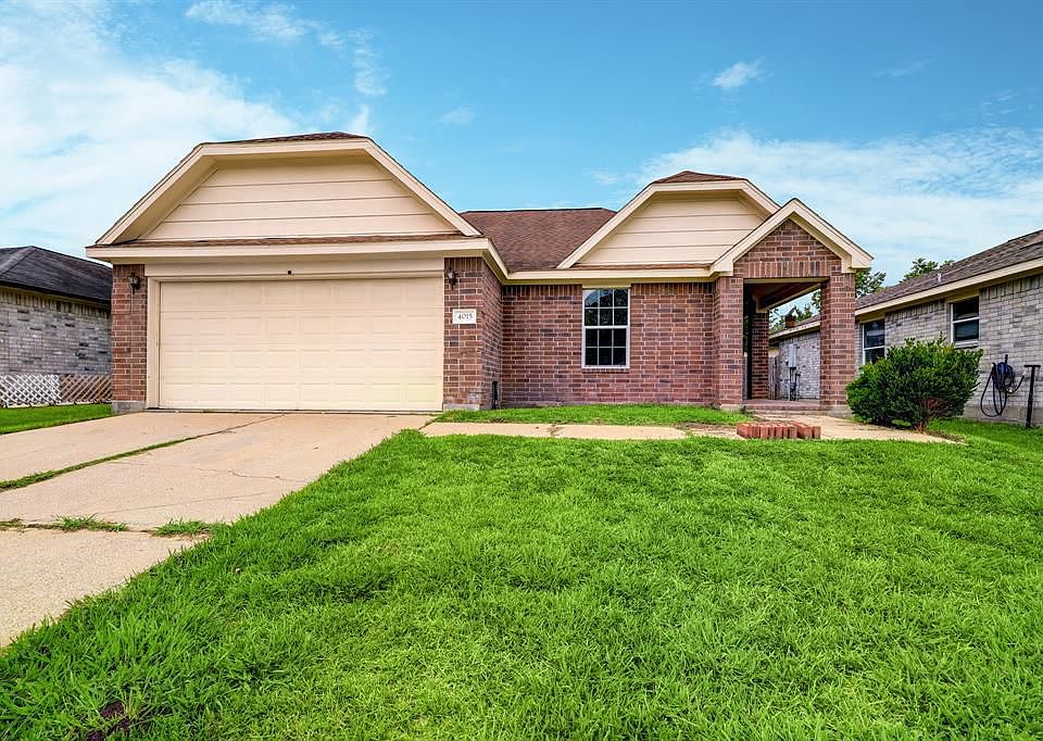 1st image of 4015 Cary Creek Dr