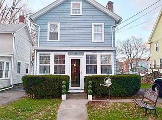 69 Oak St, Manchester, CT 06040