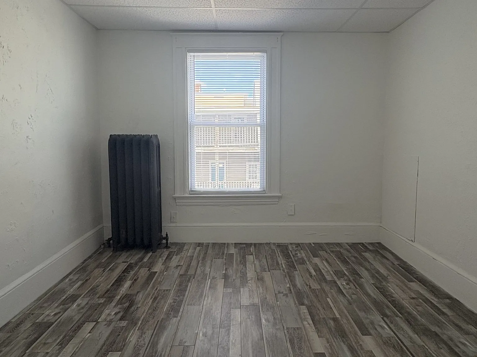2 bed, $1,325 — Photo 3