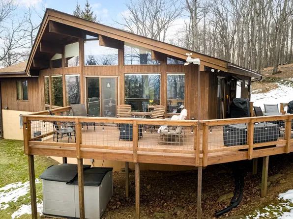 292 Alpine Dr, Front Royal, VA 22630