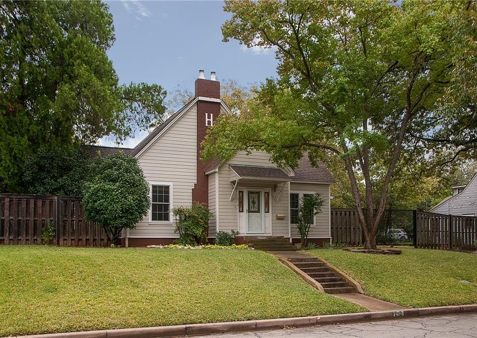 1st image of 210 Harbin Ave