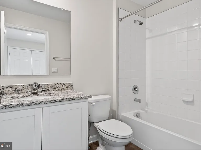 183 Caterpillar Dr — Photo 28
