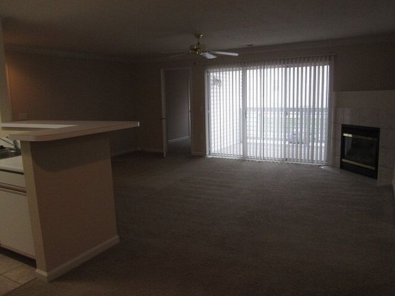3rd image of 14601 Sprague Ct APT 201