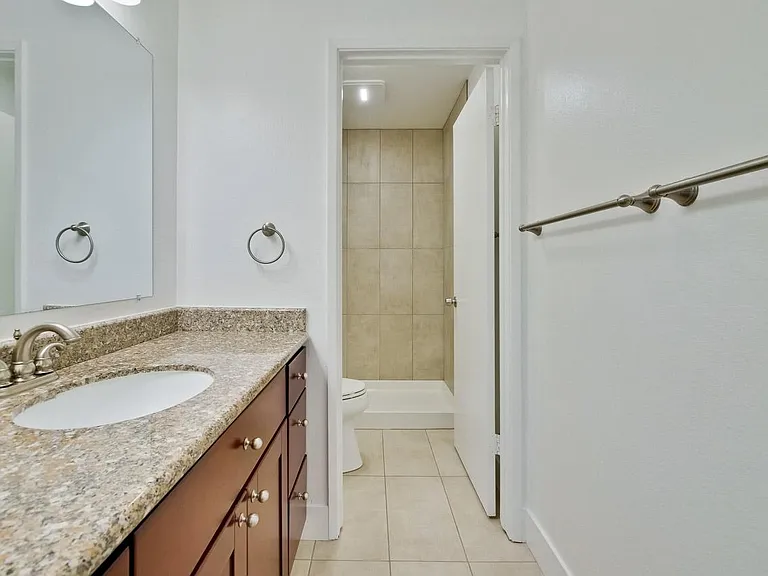 928 Wright Ave #303 — Photo 33