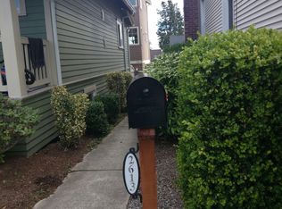 2613 NW 64th St, Seattle, WA 98107