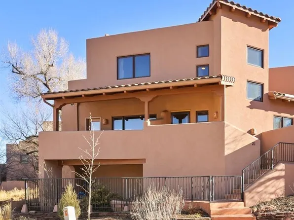 21 Crystal Park Rd, Manitou Springs, CO 80829