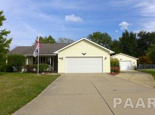 2113 Cole St, East Peoria, IL 61611