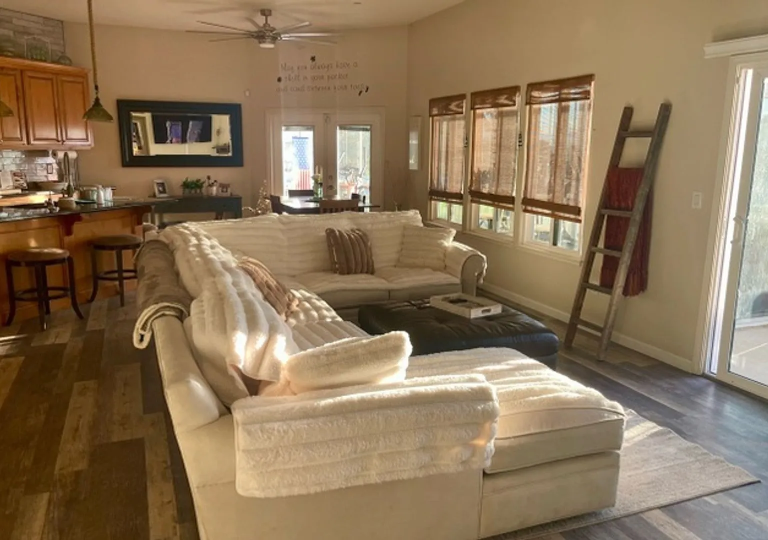 Fully Furnished Home on the Water in Bethel Island — Photo 3