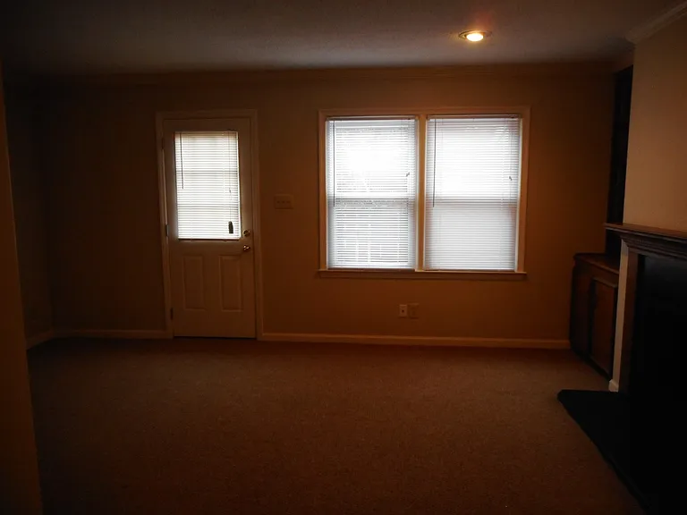 515 Spring Garden St #A — Photo 9