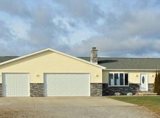 5166 S Nine Mile Rd, Auburn, MI 48611