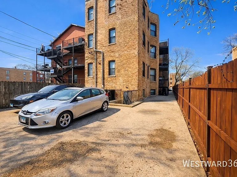 5172 S Michigan Ave #2 — Photo 47