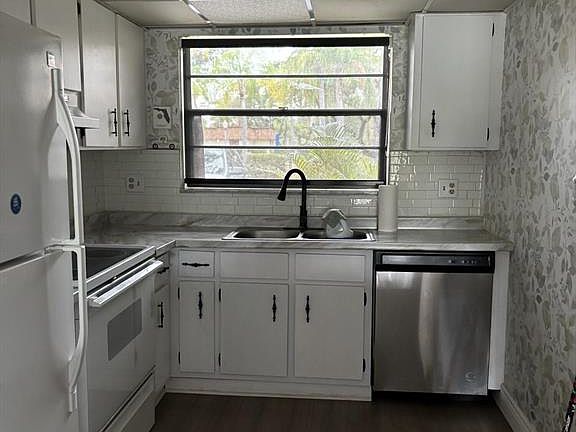 4th image of 2153 N 14th Ave